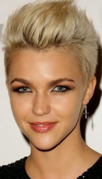 cool-trendy-short-hairstyle