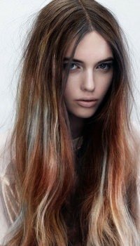 long-ombre-wavey-hairstyle