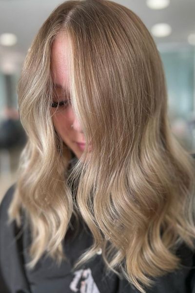 money piece highlights at Balayage experts at zappas hair salons in Fleet Wokingham Twyford Caversham Crowthorne