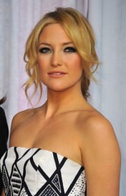 kate-hudson-messy-upstyle