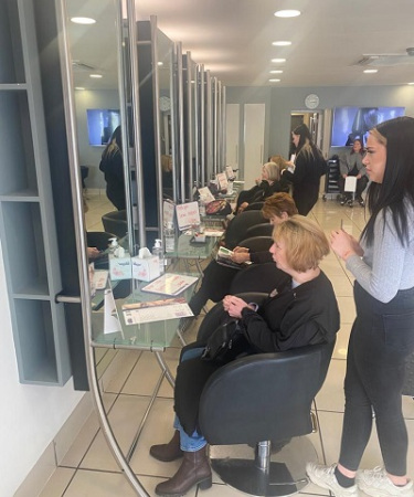 hairdresser-training-at-best-zappas-hairdressing-academy